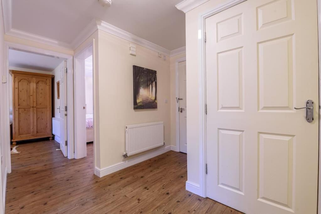 Ingledale Apartment, Ingleton, Yorkshire Dales National Park, Famous Three Peaks, Near The Lake District, Pets Are Welcome Ingleton  Buitenkant foto