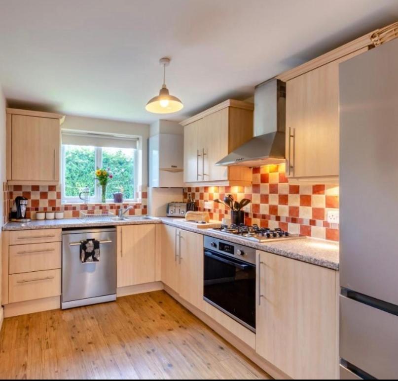 Ingledale Apartment, Ingleton, Yorkshire Dales National Park, Famous Three Peaks, Near The Lake District, Pets Are Welcome Ingleton  Buitenkant foto