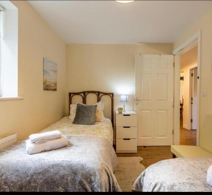 Ingledale Apartment, Ingleton, Yorkshire Dales National Park, Famous Three Peaks, Near The Lake District, Pets Are Welcome Ingleton  Buitenkant foto